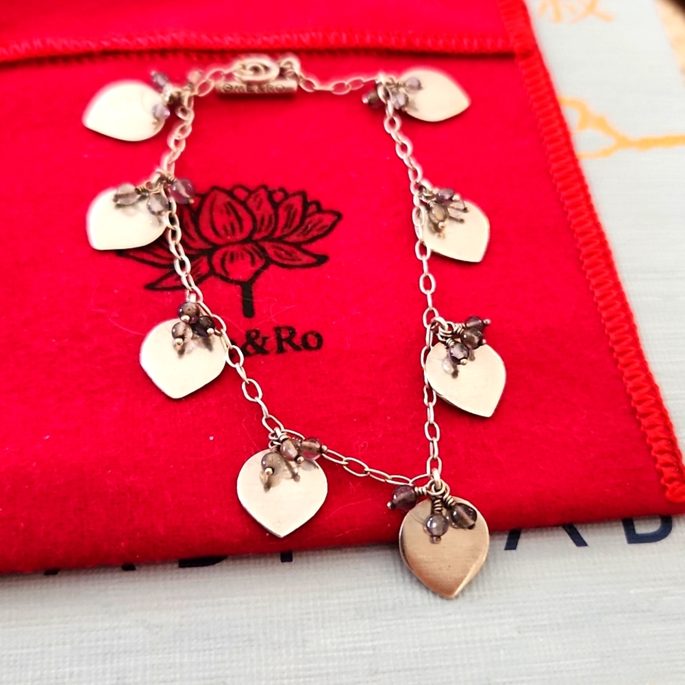 ME&RO Me & Ro Sterling Silver 8 Lotus Petal Charm Disc Bracelet Gemstone Beads